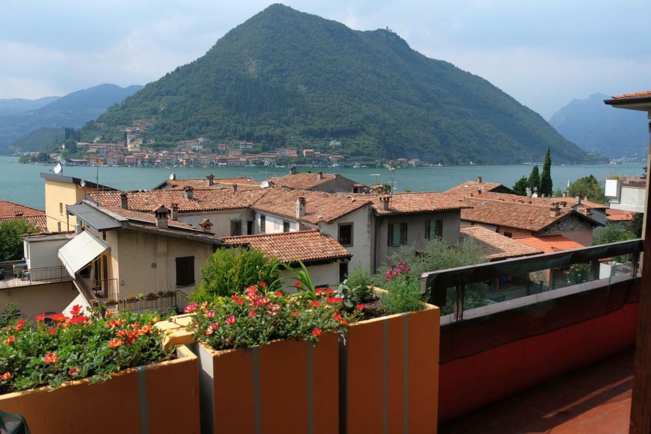 Borgo A Lago Sulzano Exterior photo